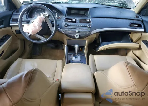 2011 Honda Accord Se z USA, uszkodzony, nr VIN 1HGCP2F67BA142778